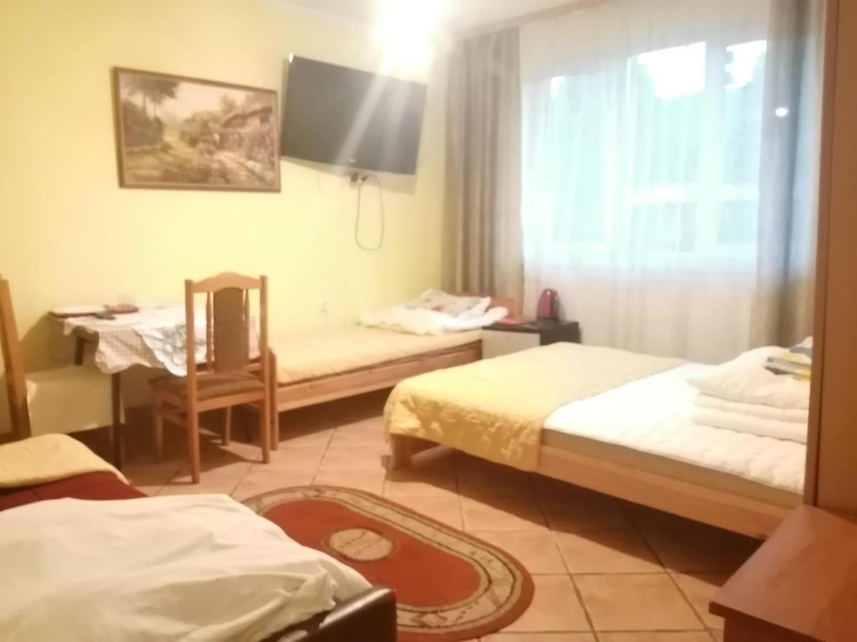 Apartamento Jasionka Ustrzyki Dolne Exterior foto