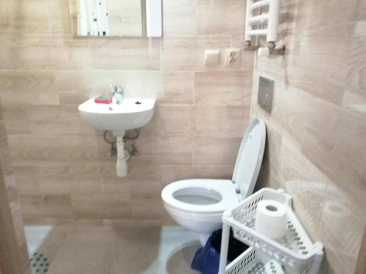 Apartamento Jasionka Ustrzyki Dolne Exterior foto