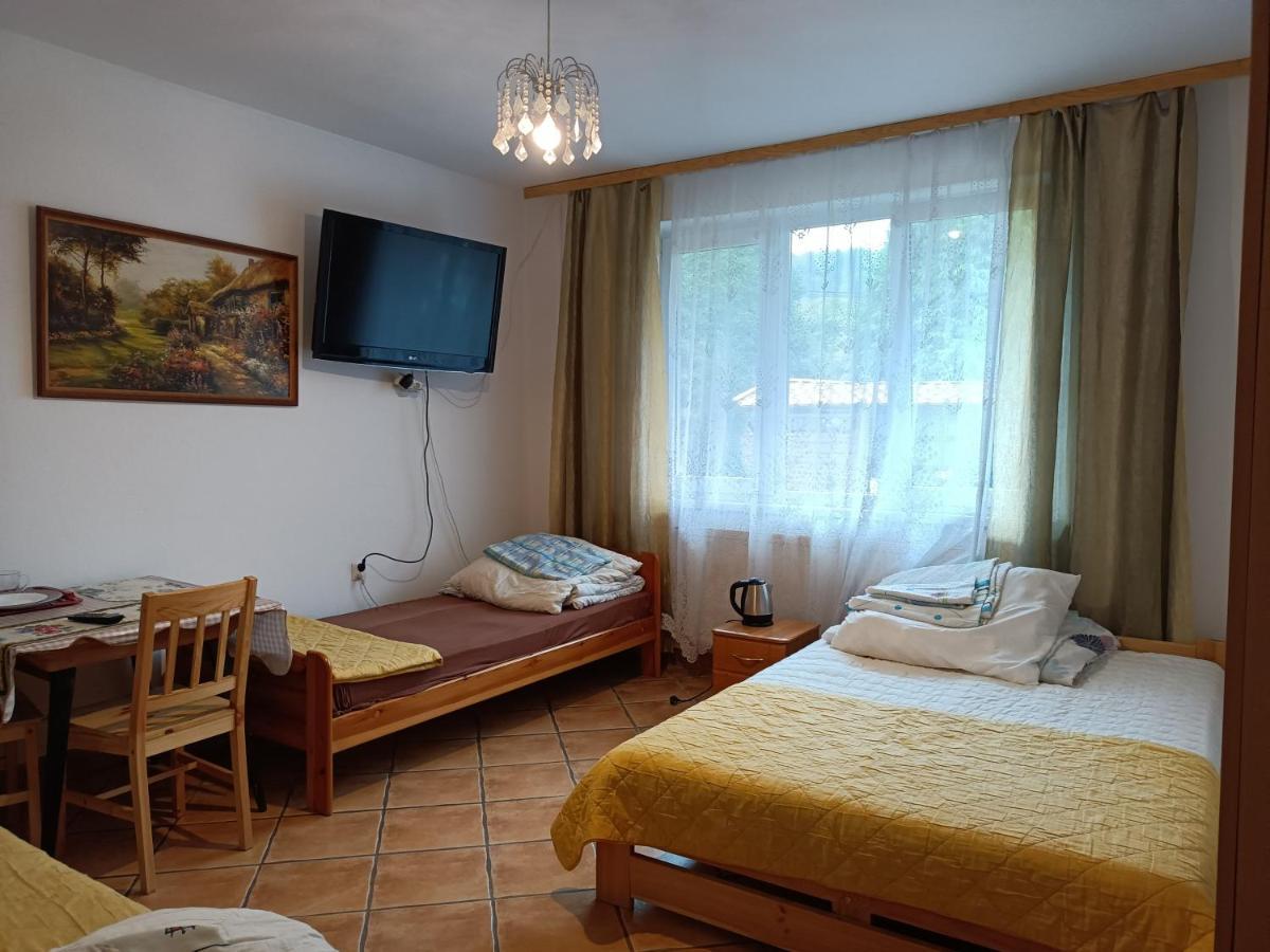 Apartamento Jasionka Ustrzyki Dolne Exterior foto